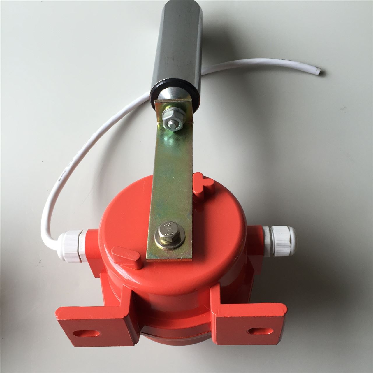 F4631S-0805-02兩級(jí)跑偏開(kāi)關(guān)_跑偏開(kāi)關(guān)化工廠跑偏開(kāi)關(guān)銷售
